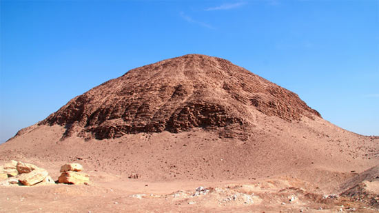 pyramid-of-Amenemhat-III-in-Hawara